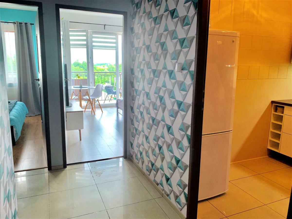 2-Room Apartment Nowy Dwór Mazowiecki 外观 照片