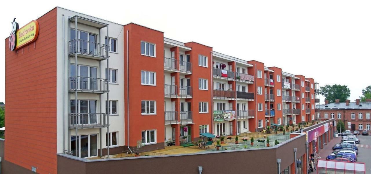 2-Room Apartment Nowy Dwór Mazowiecki 外观 照片