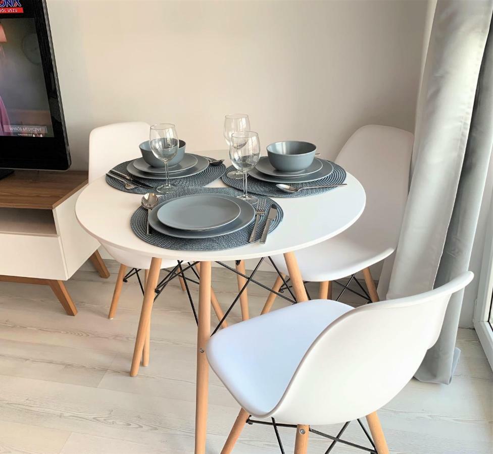 2-Room Apartment Nowy Dwór Mazowiecki 外观 照片